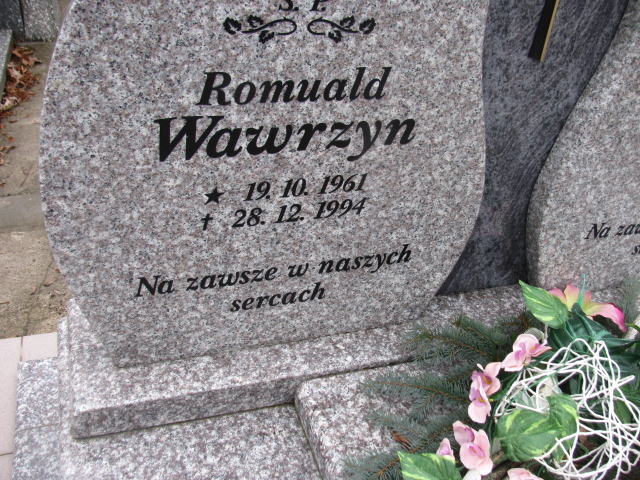 Lucyna Wawrzyn 1964 Ryn - Grobonet - Wyszukiwarka osób pochowanych