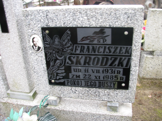 Franciszek Skrodzki 1931 Ryn - Grobonet - Wyszukiwarka osób pochowanych